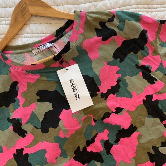 NWT Zara Trf oversized camouflage t-shirt. - Picture 1 of 6
